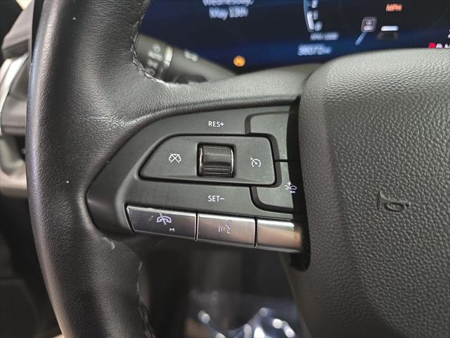2025 Cadillac XT4 FWD Premium Luxury