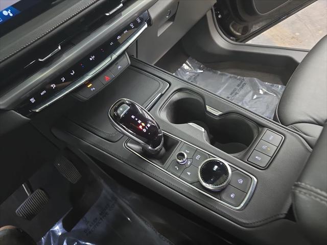 2025 Cadillac XT4 FWD Premium Luxury