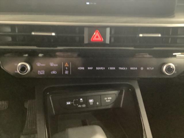 2025 Kia K5 EX