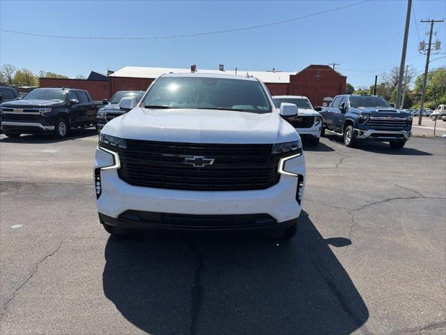 2024 Chevrolet Suburban 4WD RST