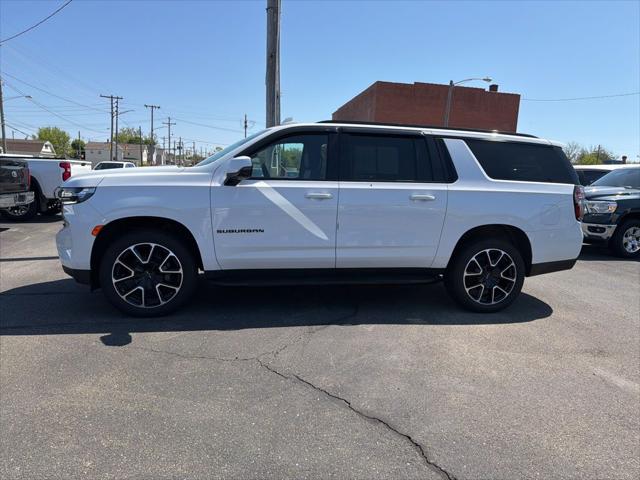 2024 Chevrolet Suburban 4WD RST