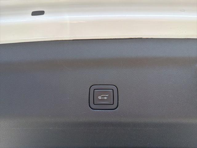 2024 Chevrolet Suburban 4WD RST