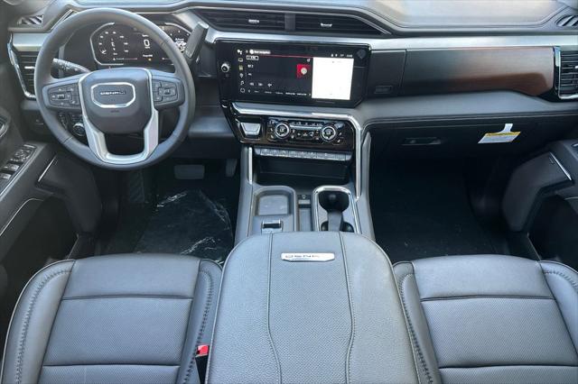 2026 GMC Sierra 2500HD Crew Cab, Standard Bed, Denali, 4WD