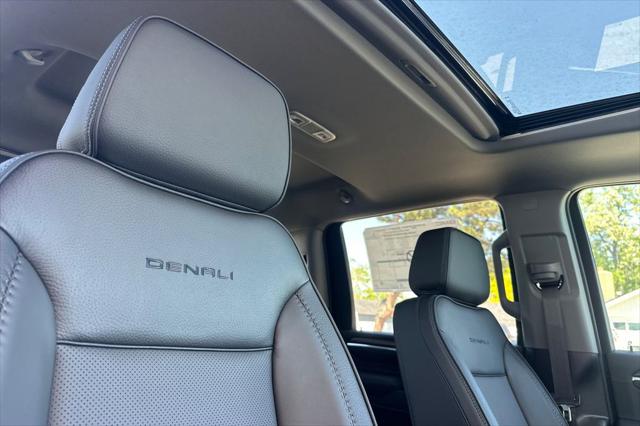 2026 GMC Sierra 2500HD Crew Cab, Standard Bed, Denali, 4WD