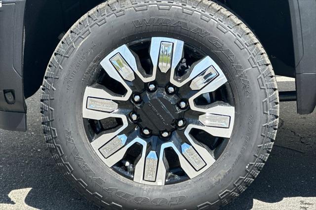 2026 GMC Sierra 2500HD Crew Cab, Standard Bed, Denali, 4WD
