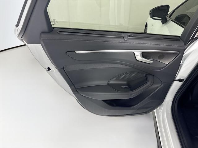2026 Audi A6 Premium Plus quattro S tronic