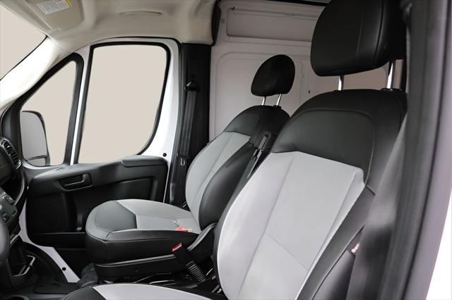 2025 Ram ProMaster 2500 Cargo Van Tradesman High Roof 159" WB w/Pass Seat