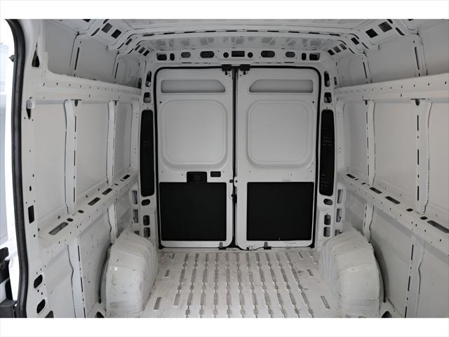2025 Ram ProMaster 2500 Cargo Van Tradesman High Roof 159" WB w/Pass Seat