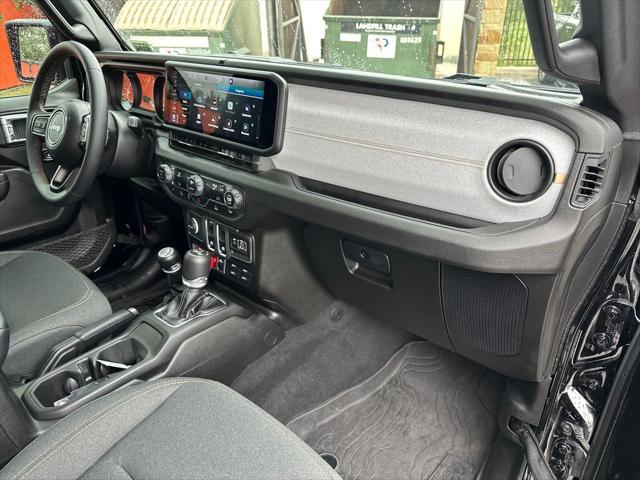 2025 Jeep Wrangler 2-Door Willys 4x4