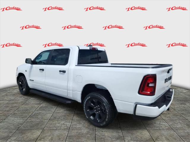 2026 RAM Ram 1500 RAM 1500 EXPRESS CREW CAB 4X4 57 BOX