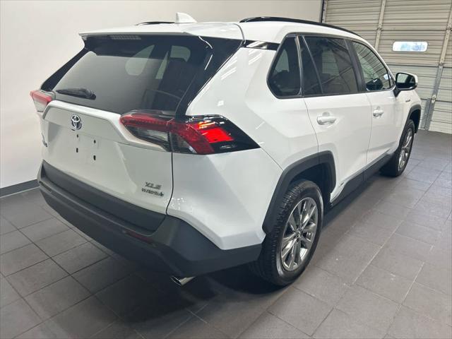 2021 Toyota RAV4 Hybrid XLE