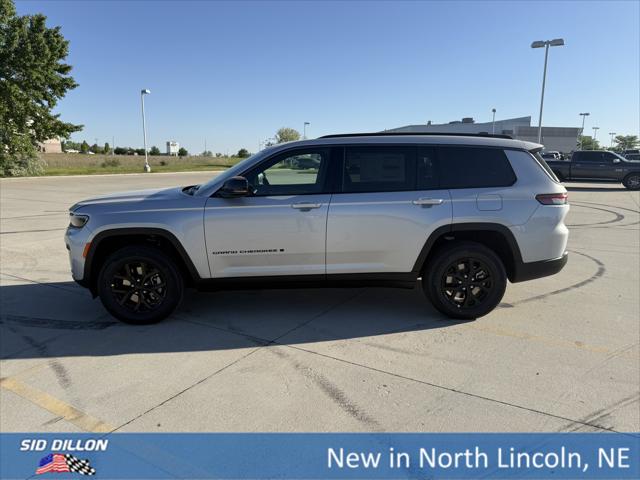 2026 Jeep Grand Cherokee GRAND CHEROKEE L LAREDO ALTITUDE 4X4