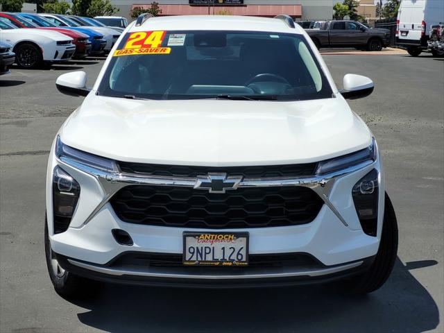 2024 Chevrolet Trax FWD LT