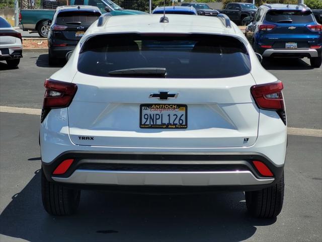 2024 Chevrolet Trax FWD LT