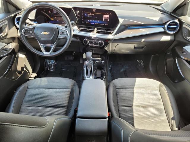 2024 Chevrolet Trax FWD LT