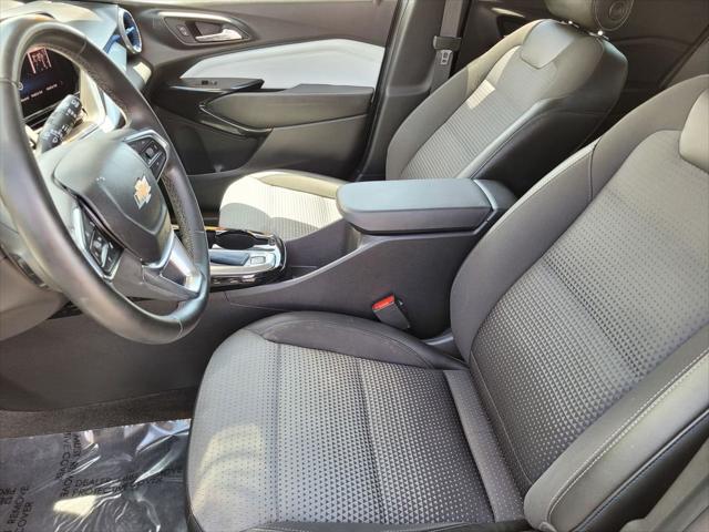 2024 Chevrolet Trax FWD LT