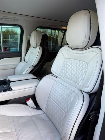 2024 Lincoln Navigator Black Label