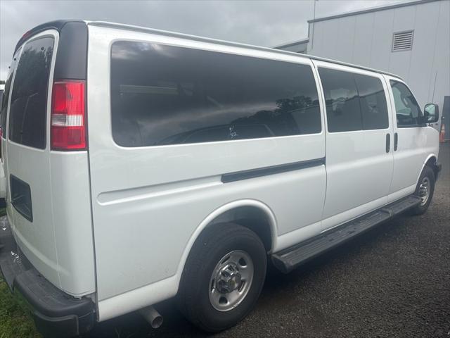 2025 Chevrolet Express Passenger RWD 3500 Extended Wheelbase LT