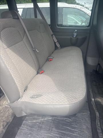 2025 Chevrolet Express Passenger RWD 3500 Extended Wheelbase LT