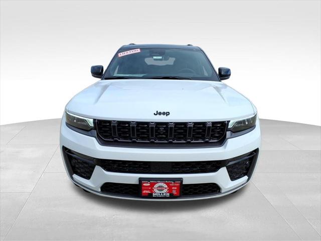 2026 Jeep Grand Cherokee Summit 4x4