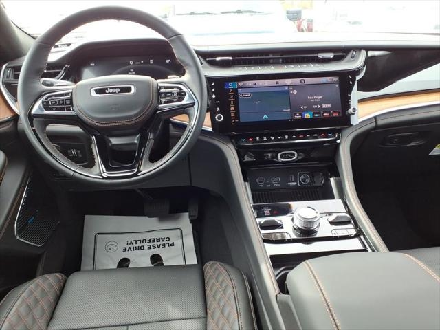 2026 Jeep Grand Cherokee Summit 4x4
