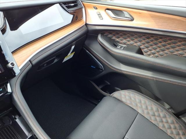 2026 Jeep Grand Cherokee Summit 4x4