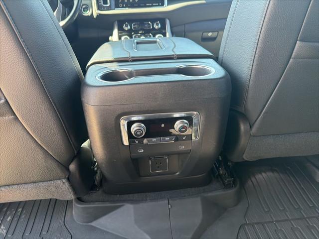 2023 GMC Yukon 4WD Denali