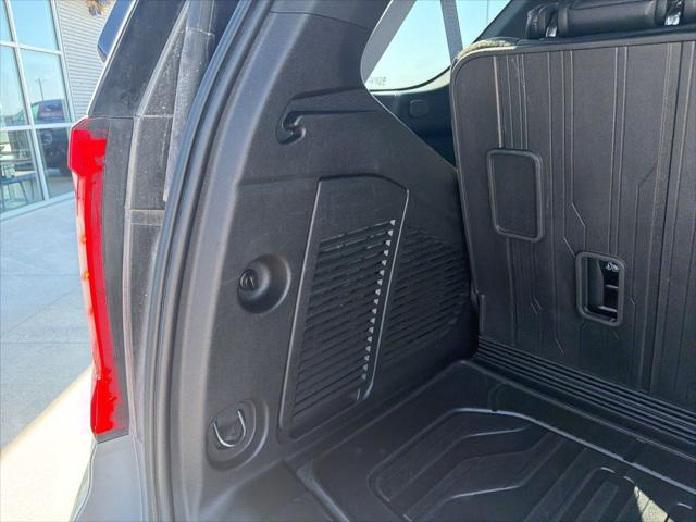 2023 GMC Yukon 4WD Denali