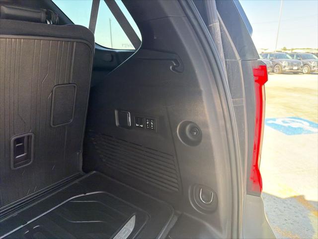 2023 GMC Yukon 4WD Denali