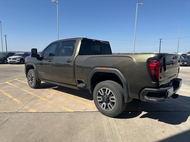 2023 GMC Sierra 2500HD 4WD Crew Cab Standard Bed AT4