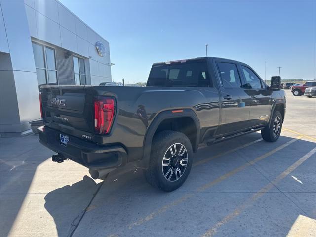 2023 GMC Sierra 2500HD 4WD Crew Cab Standard Bed AT4