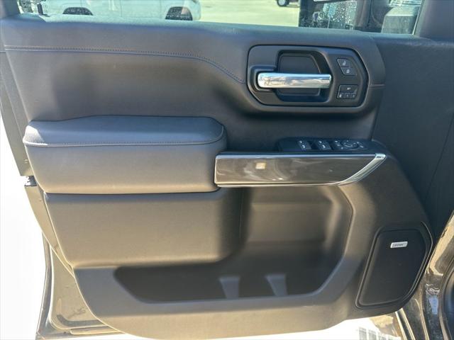 2023 GMC Sierra 2500HD 4WD Crew Cab Standard Bed AT4