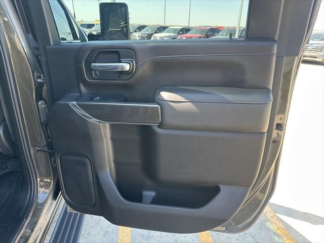 2023 GMC Sierra 2500HD 4WD Crew Cab Standard Bed AT4