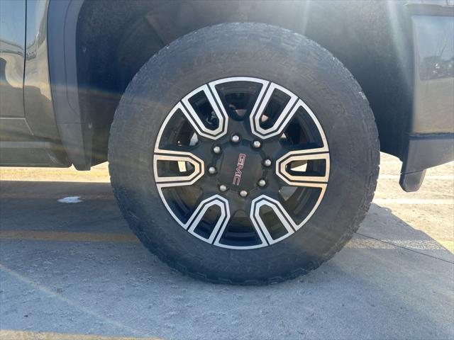 2023 GMC Sierra 2500HD 4WD Crew Cab Standard Bed AT4