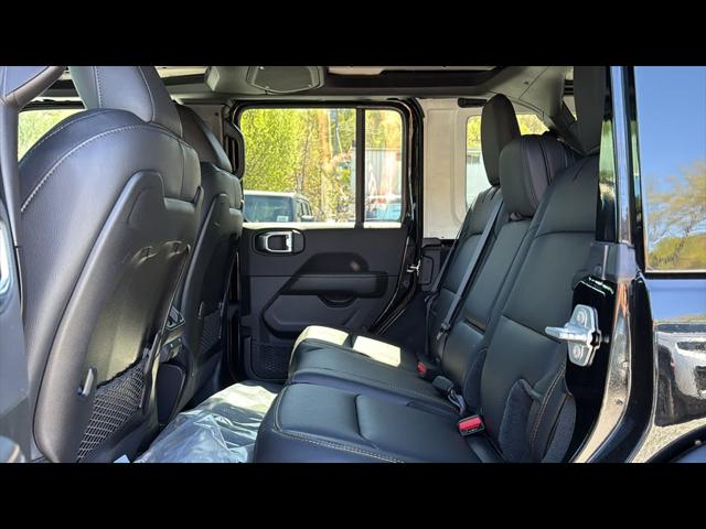2026 Jeep Wrangler 4-Door Sahara 4x4