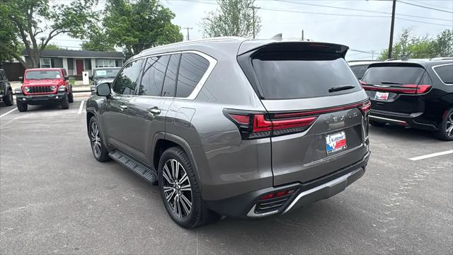 2024 Lexus LX Luxury