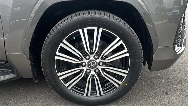 2024 Lexus LX Luxury