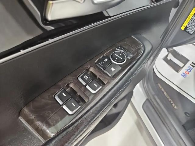 2017 Kia Sorento 2.4L LX