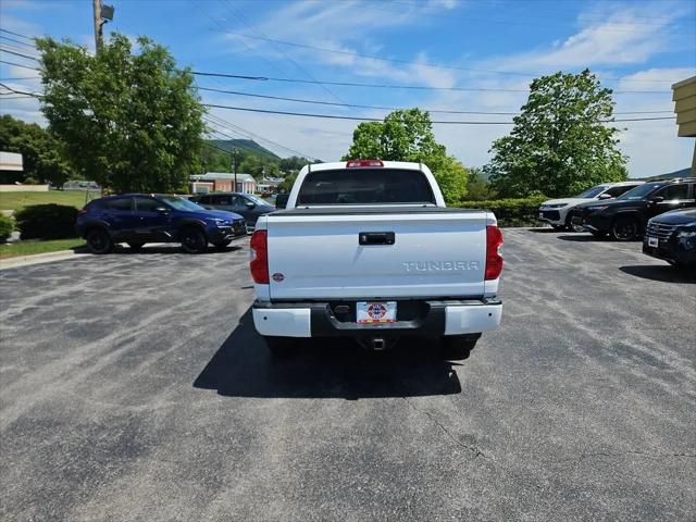 2018 Toyota Tundra SR5 5.7L V8