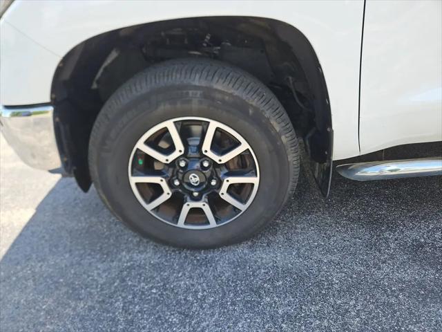 2018 Toyota Tundra SR5 5.7L V8