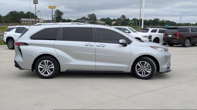 2024 Toyota Sienna Limited