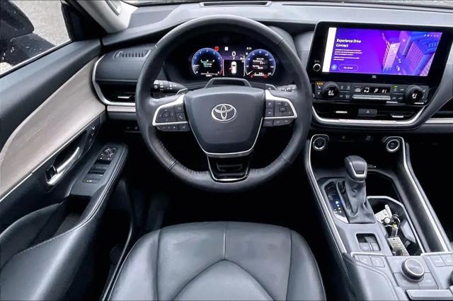 2025 Toyota Grand Highlander Platinum