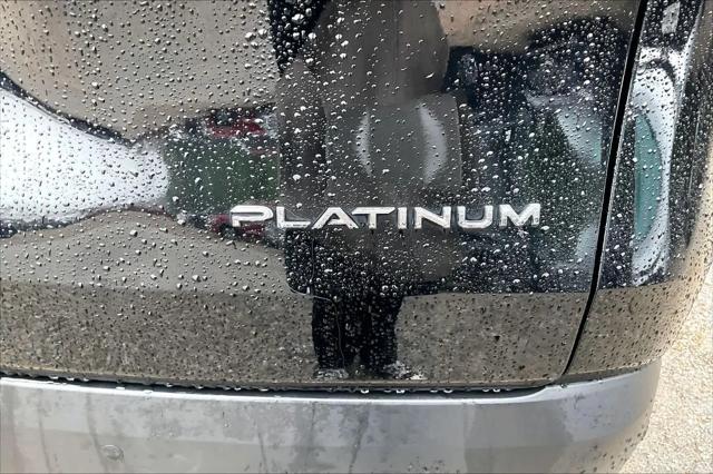 2025 Toyota Grand Highlander Platinum