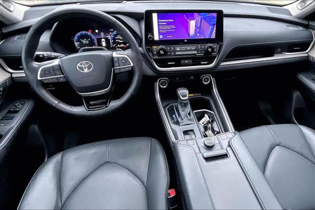 2025 Toyota Grand Highlander Platinum