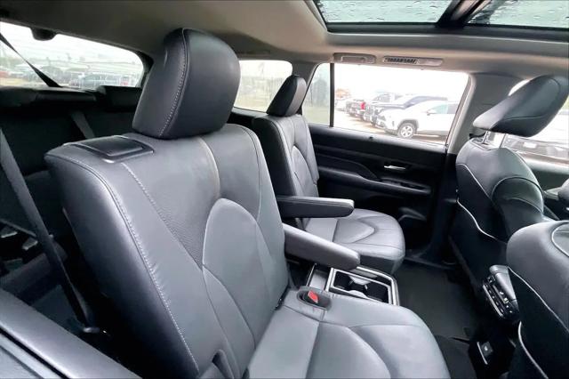 2025 Toyota Grand Highlander Platinum