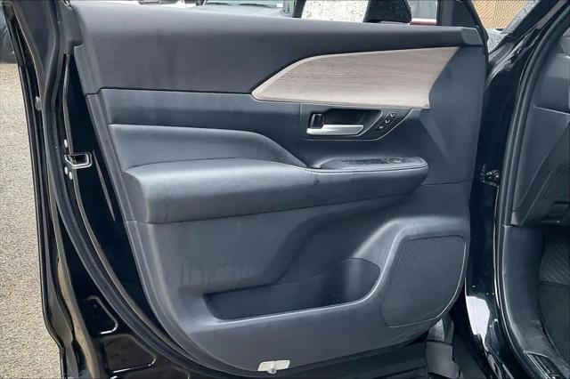 2025 Toyota Grand Highlander Platinum