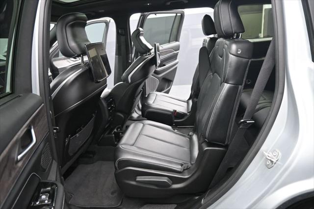 2023 Jeep Grand Cherokee L Overland 4x4