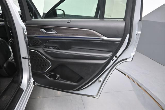 2023 Jeep Grand Cherokee L Overland 4x4