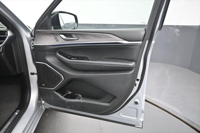 2023 Jeep Grand Cherokee L Overland 4x4