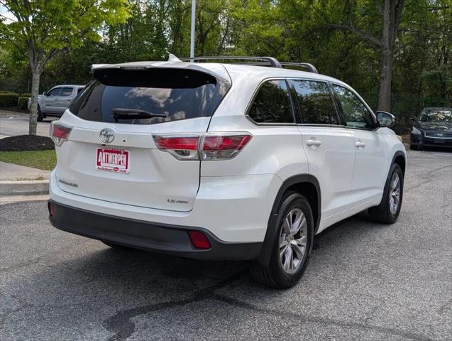 2016 Toyota Highlander LE Plus V6 2016 Toyota Highlander LE Plus V6